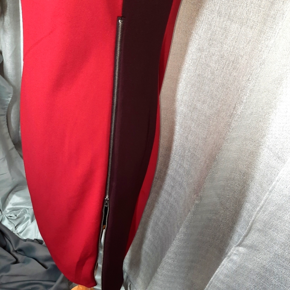 NWOT NEW YORK AND COMPANY ONE SHOULDER DRESS SIZE M ZIPPER SPLIT - Picture 8 of 11